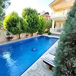 Palace Villa *